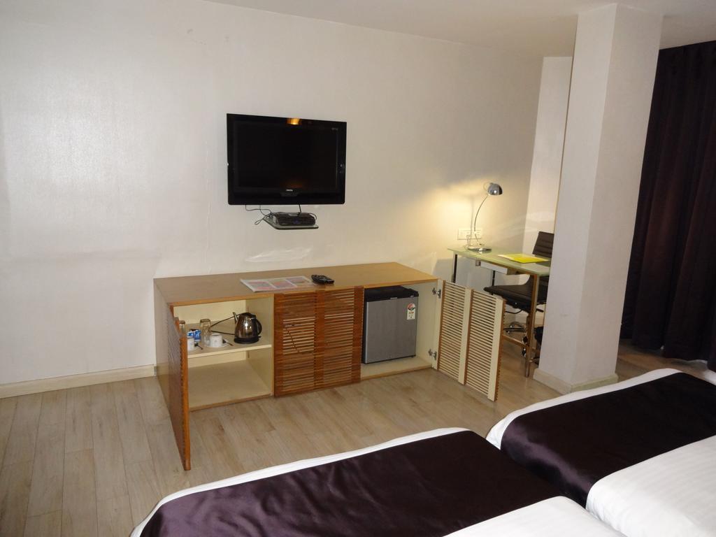 Hotel The Purple Leaf 3*