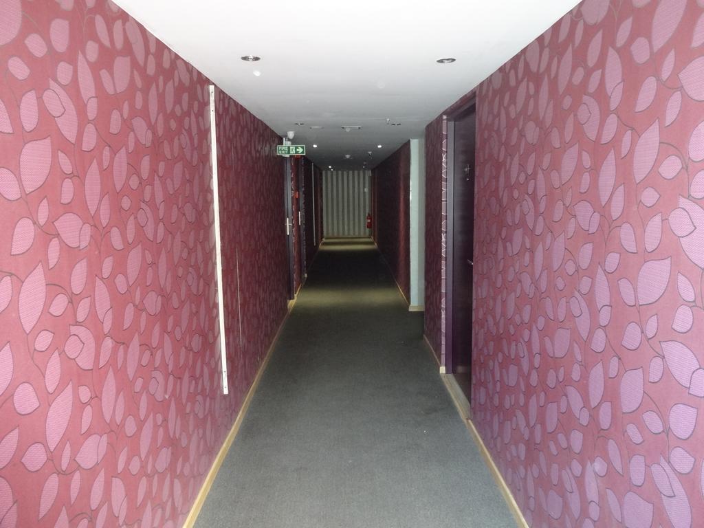 The Purple Leaf Hotel 3*