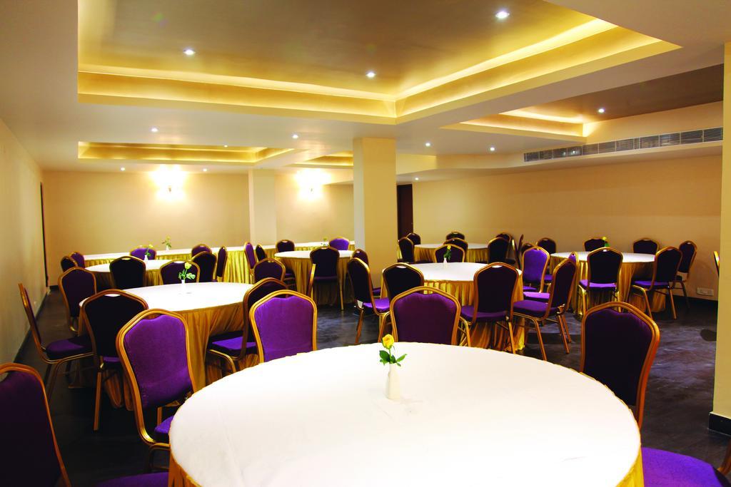Hotel The Purple Leaf 3*