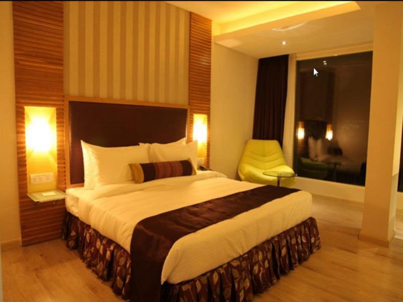 Hotel The Purple Leaf 3*